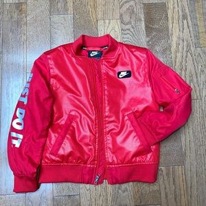 Boys Nike Size 7 Jacket Red